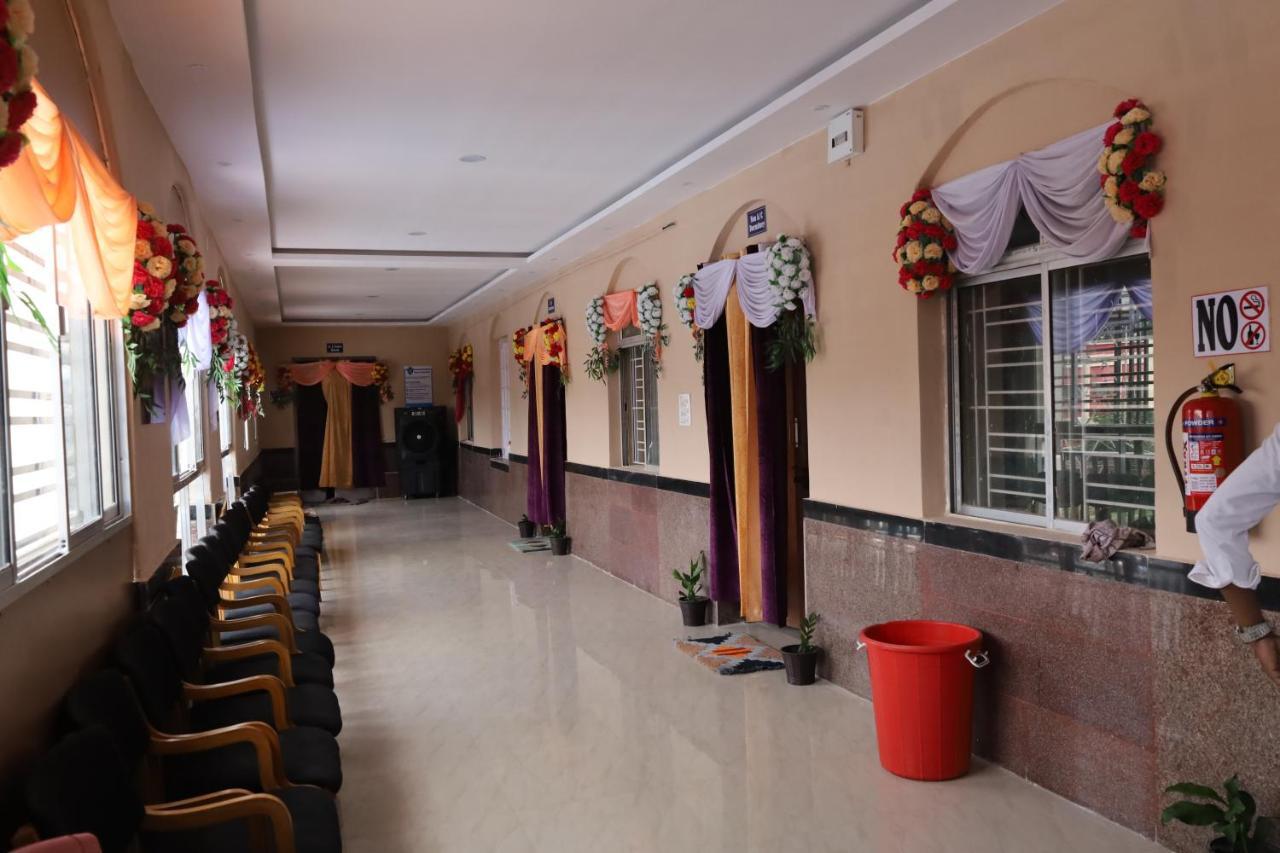 Rail Nest Kharagpur Exterior foto